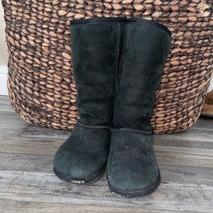 Womens classic tall black Uggs